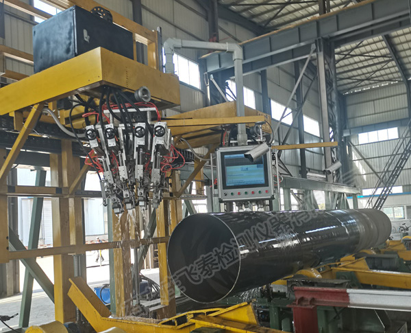 螺旋鋼管焊縫探傷設備.jpg 螺旋鋼管焊縫探傷設備.jpg